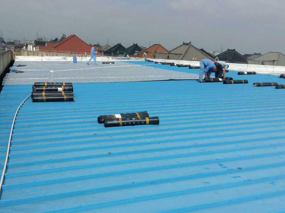 镇江彩钢瓦防水公司